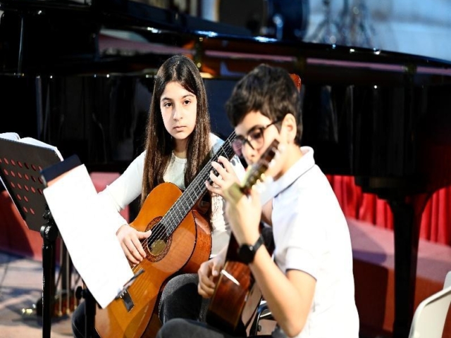 EX-AEQUO €150 DUO -BORSA DI STUDIO MUSICA DA CAMERA €300 “F.LLI COREGRANDE” ACRI (CS) SOFIA COSSO chitarra DOMENICO CHIARELLI chitarra